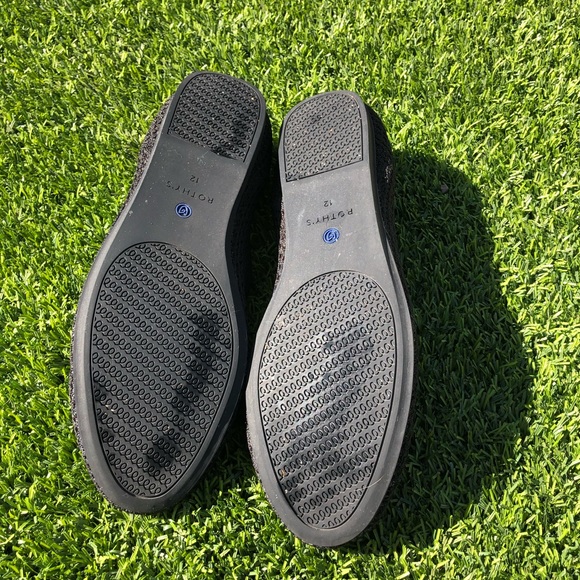 Black Honeycomb Rothy’s (runs small) - Picture 2 of 6